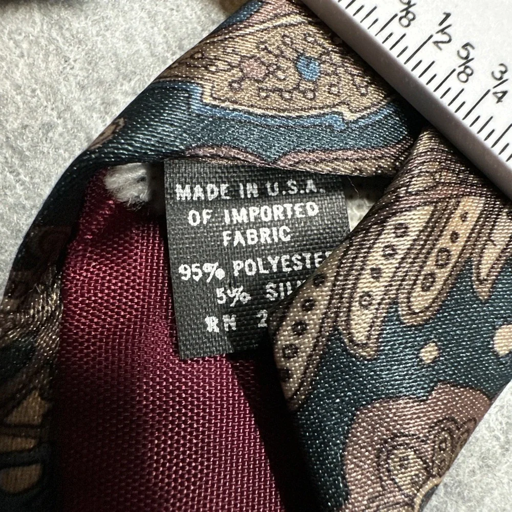 John Weitz Mens Tie Green Gold Paisley Polyester Silk Blend Made In USA